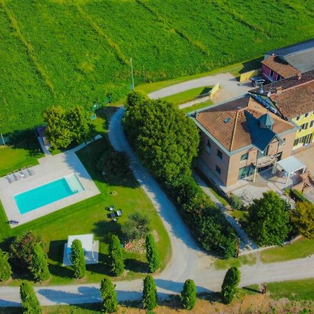 Bb Mambrotta Guest House San Martino Buon Albergo Bagian luar foto