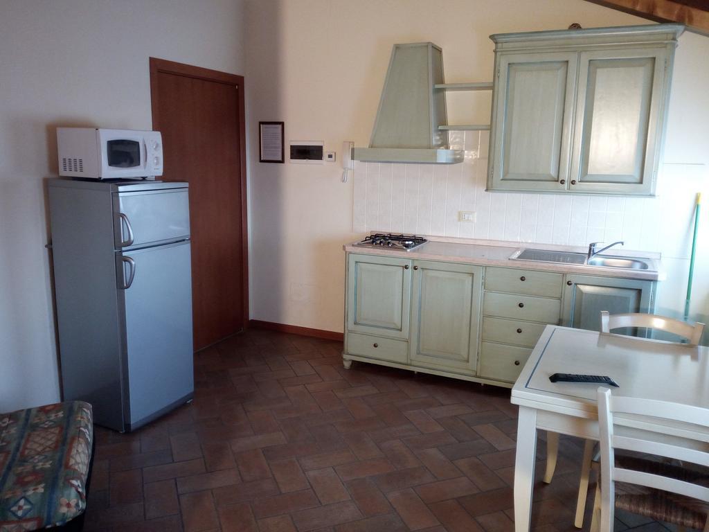 Bb Mambrotta Guest House San Martino Buon Albergo Bagian luar foto