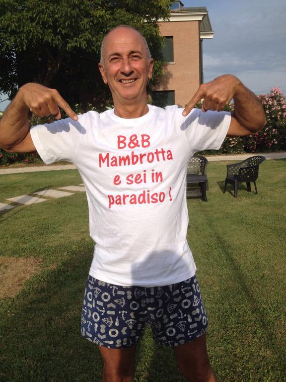 Bb Mambrotta Guest House San Martino Buon Albergo Bagian luar foto
